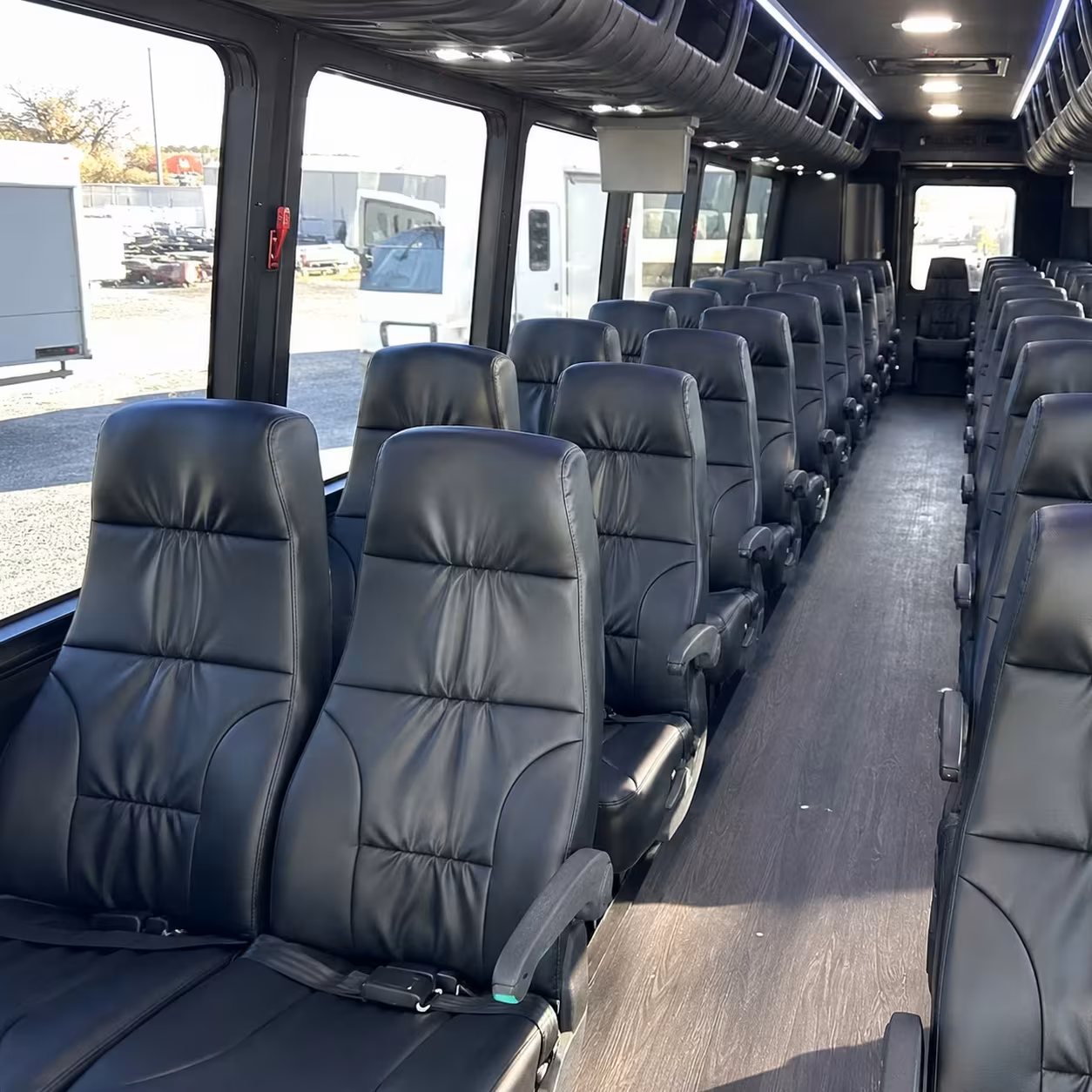 indio minibus rentals for tennis concerts and private groups